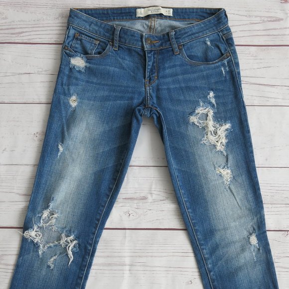 Abercrombie & Fitch Distressed Ripped Off Skinny Leg Denim Jeans - Size 2L - Picture 3 of 6